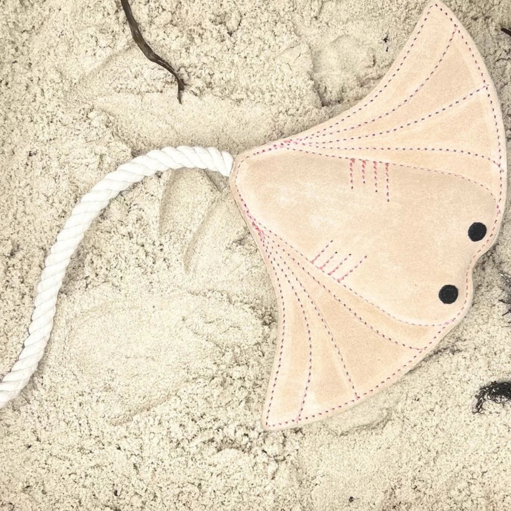 Georgie Paws – Simon the Stingray - The Doggie Shop